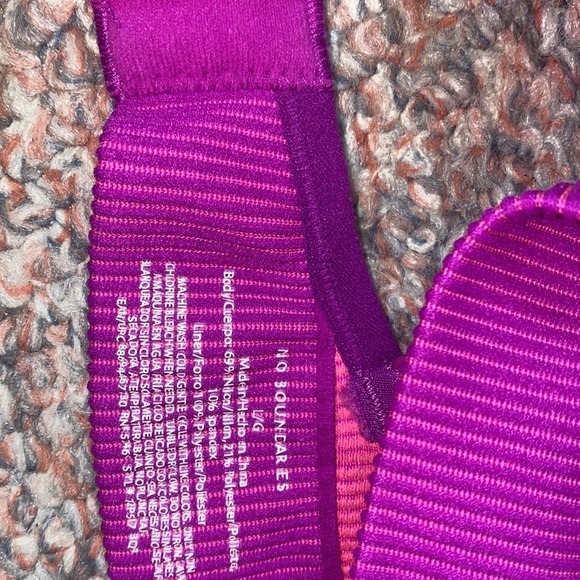 Pink and purple bra - Picture 2 of 2